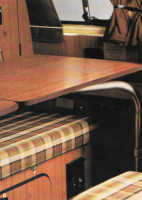 1979-vw-t2-p27-08-desk.jpg