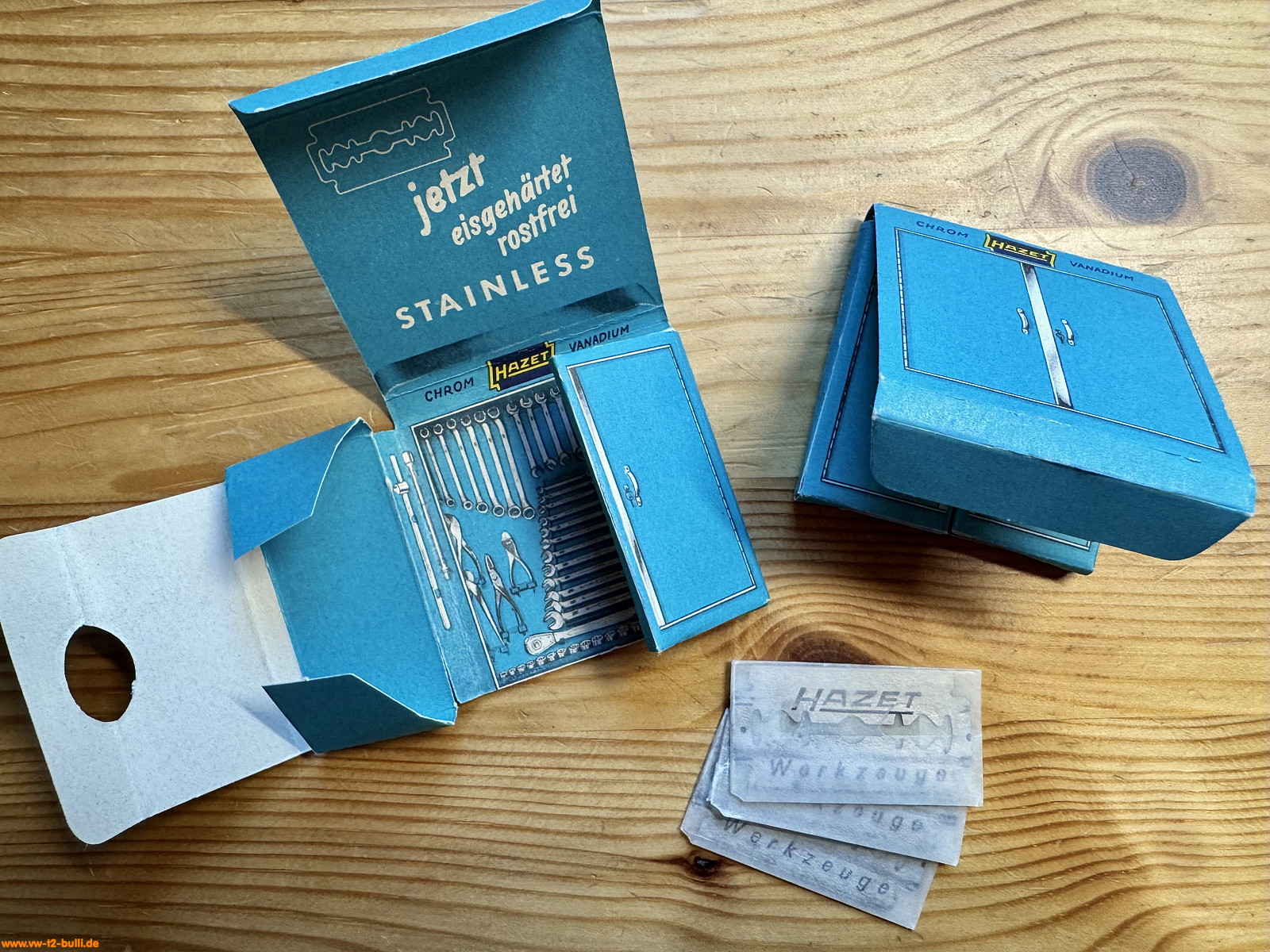 Image may have been reduced in size. Click image to view fullscreen.