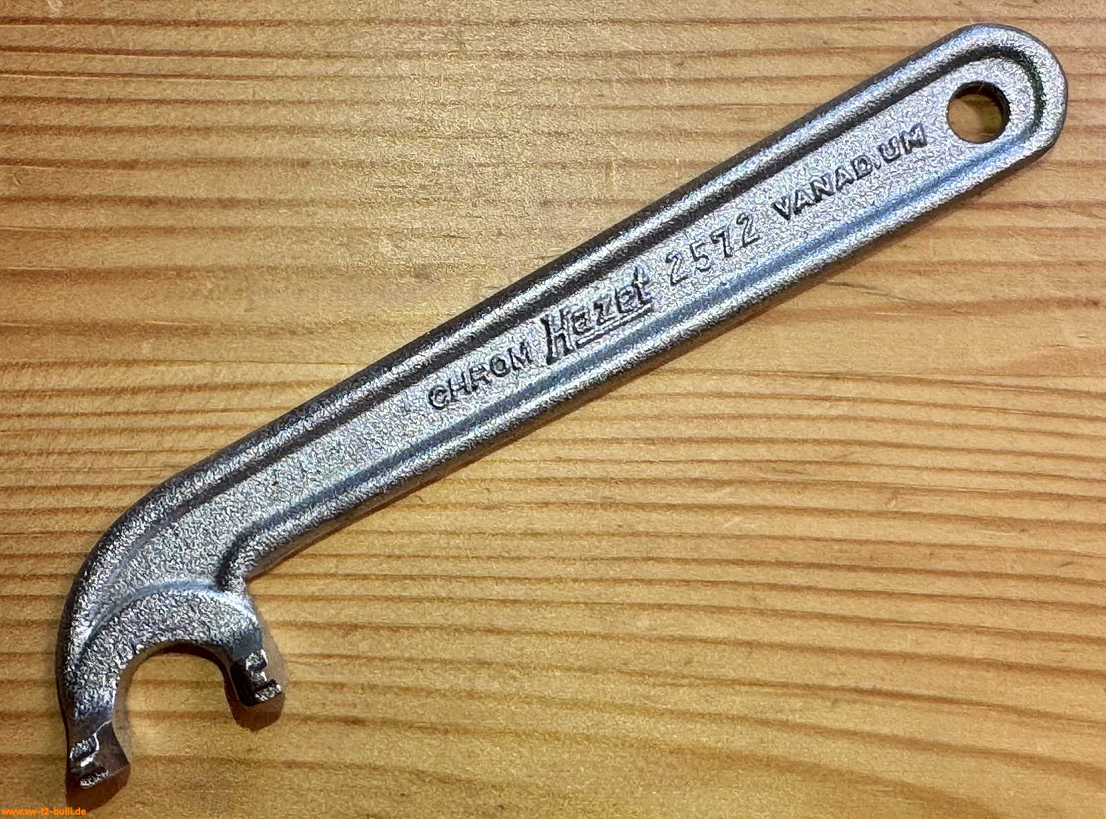 Image may have been reduced in size. Click image to view fullscreen.